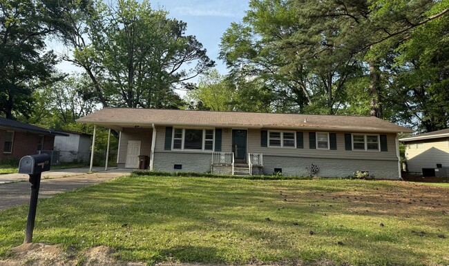 property at 920 Edgewood St SW