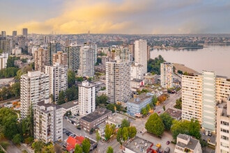 1770 Pendrell in Vancouver, BC - Building Photo - Building Photo