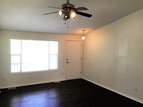 98 N Cimarron Ct in Nampa, ID - Foto de edificio - Building Photo