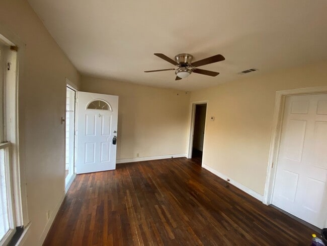 property at 412 E State St