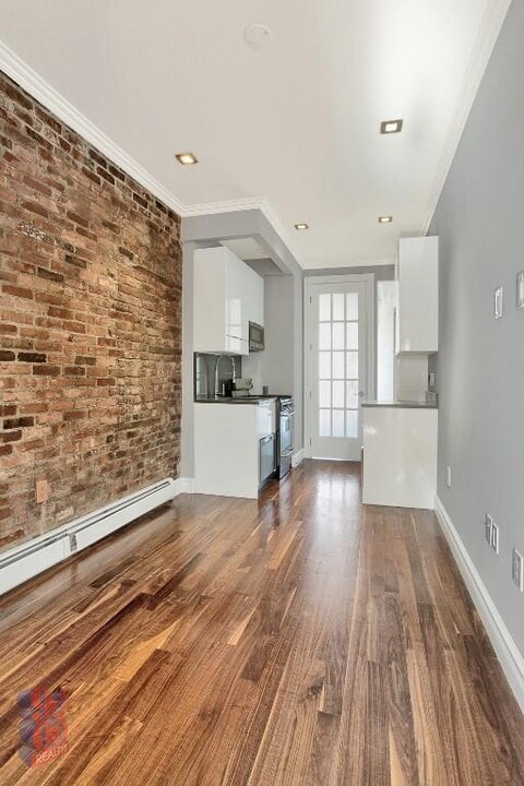 124 Ridge St in New York, NY - Building Photo