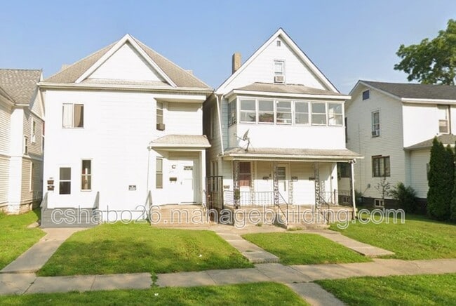 property at 219 N Washington Ave