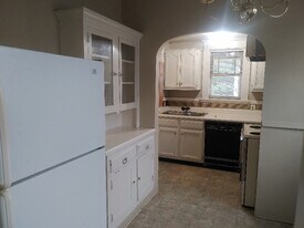 2300 Elzey Ave, Unit 2300 in Memphis, TN - Building Photo