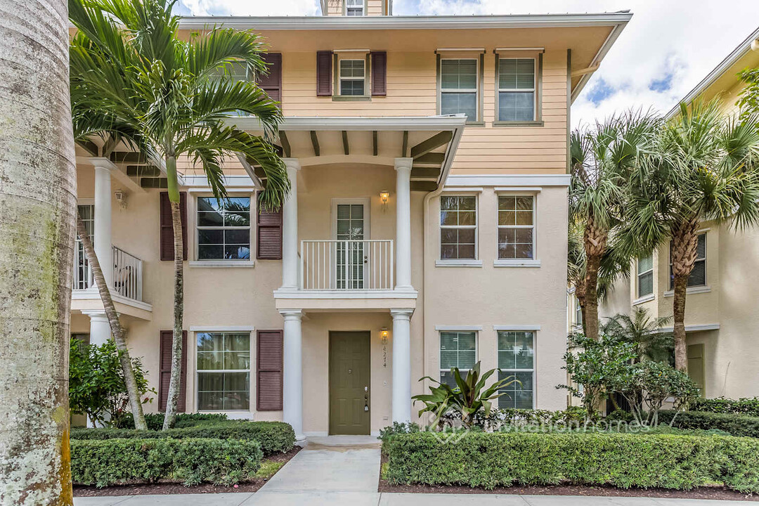 4274 W Main St in Jupiter, FL - Foto de edificio