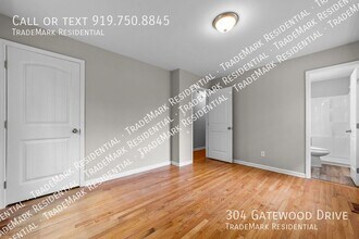 304 Gatewood Dr in Garner, NC - Building Photo - Building Photo