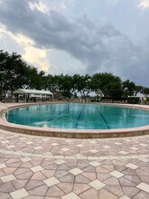 128 Canterbury F in West Palm Beach, FL - Building Photo - Building Photo