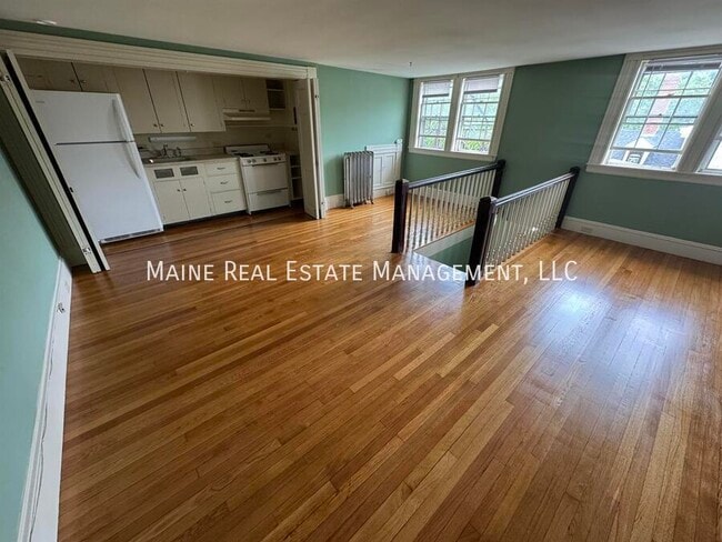 77 Broadway in Bangor, ME - Building Photo - Building Photo