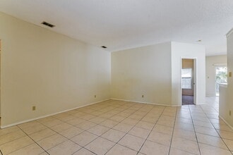 1849 Concord Dr in Apopka, FL - Building Photo - Building Photo