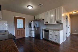 5780 Randle Rd in Granbury, TX - Building Photo - Building Photo