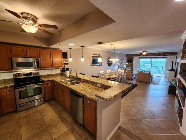 5300 S AtlanticAve in New Smyrna Beach, FL - Building Photo - Building Photo