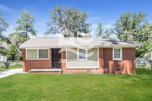 102 Lincoln St in Warner Robins, GA - Building Photo