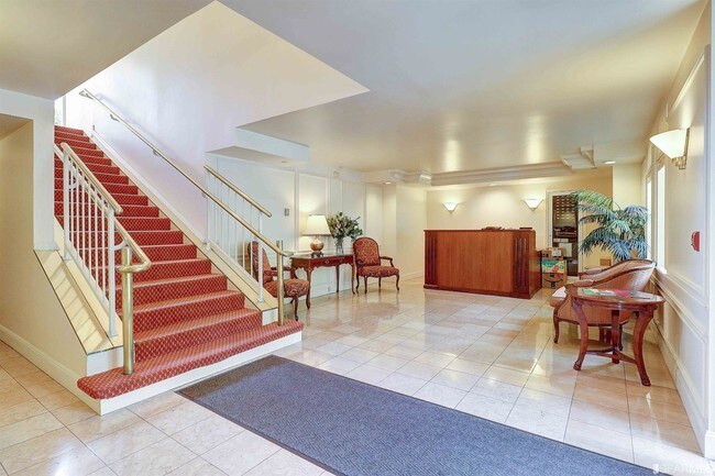 1150 Lombard St-Unit -24 in San Francisco, CA - Foto de edificio - Building Photo