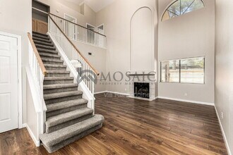 2024 N Sunset Dr in Chandler, AZ - Building Photo - Building Photo