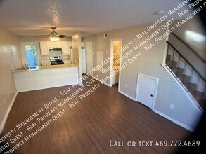 143 Austin Stone Dr in Duncanville, TX - Building Photo - Building Photo