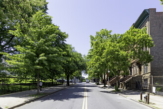 419 W 141st St in New York, NY - Foto de edificio - Building Photo