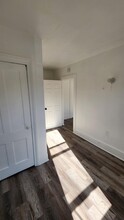 98 Lincoln Ave, Unit Upper in Dunkirk, NY - Building Photo - Building Photo