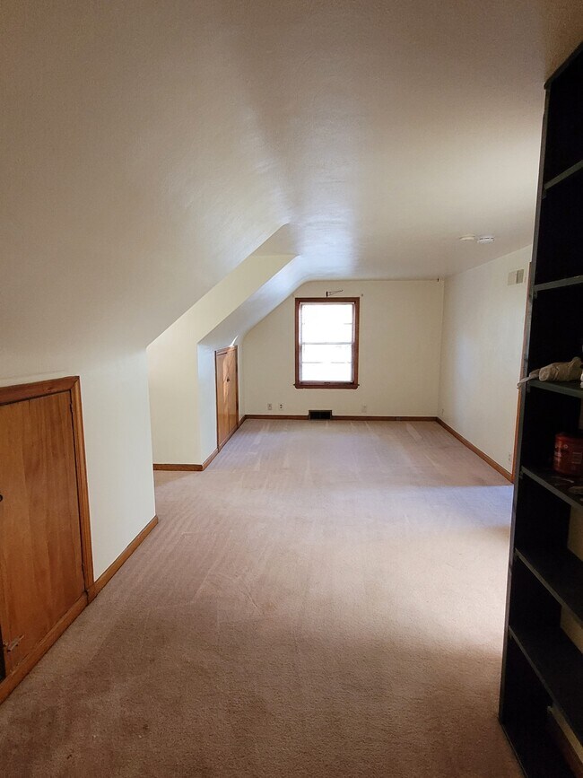 401 S Willis Ave, Unit South in Champaign, IL - Building Photo - Building Photo