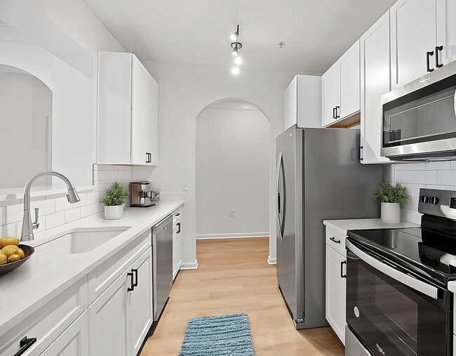 Weston Lakeside Apartments