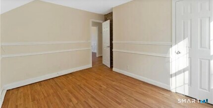 204 Main St in Sterling, CT - Building Photo - Building Photo