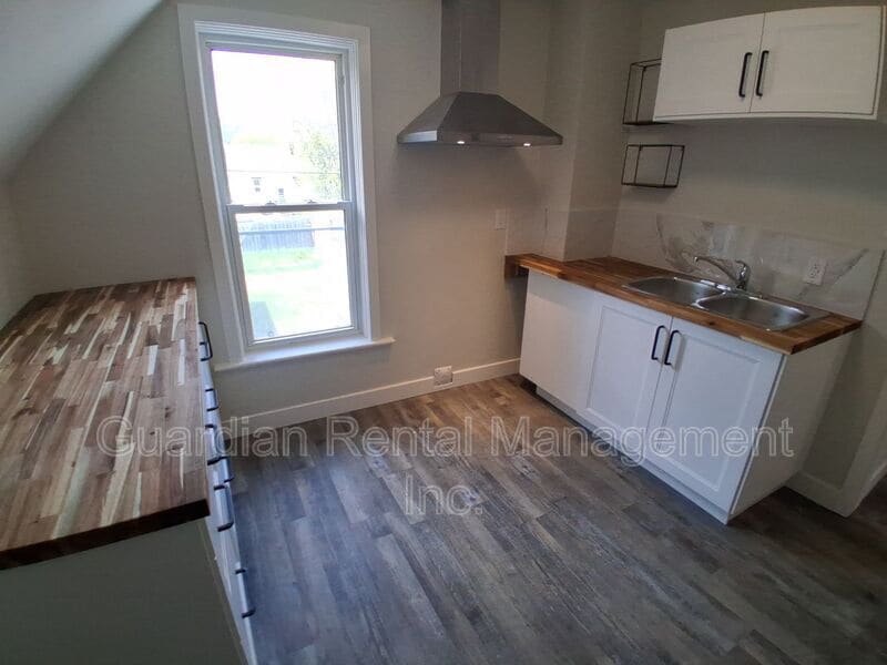 623 Vickers St N in Thunder Bay, ON - Building Photo