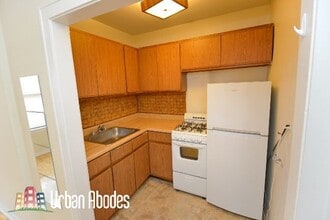 744 W Belmont, Unit A00C in Chicago, IL - Building Photo - Building Photo
