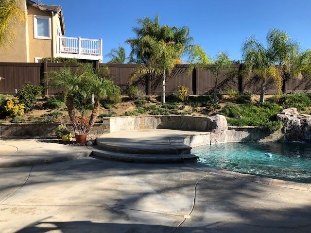 45238 Miro Cir in Temecula, CA - Building Photo