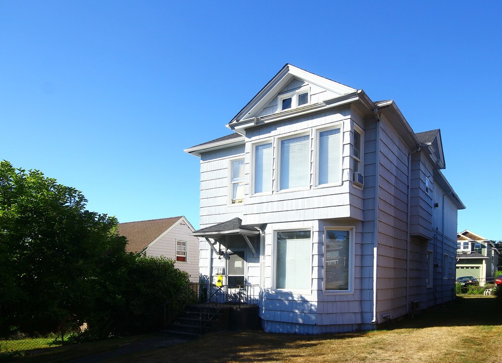 1115 N L St in Tacoma, WA - Building Photo