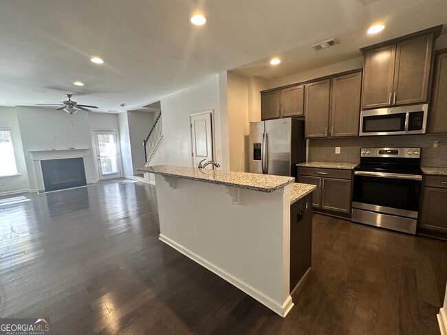 882 Ambient Way in Atlanta, GA - Building Photo - Building Photo