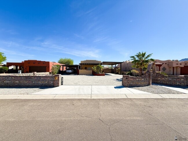 13289 Onammi Ave in Yuma, AZ - Building Photo - Building Photo