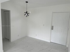 450 NW 20th St in Boca Raton, FL - Building Photo - Building Photo