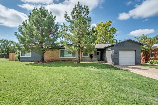 property at 4001 43rd St