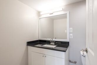 8200W Apartments in Bethesda, MD - Building Photo - Interior Photo