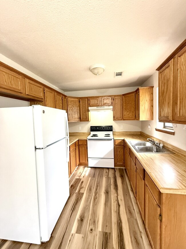 818 Roff St in Ardmore, OK - Building Photo - Building Photo