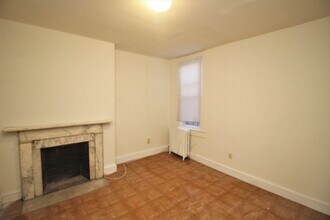 12 E Read St in Baltimore, MD - Building Photo - Building Photo