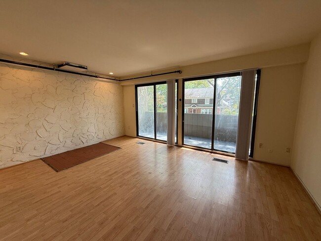 property at 253 E Nittany Ave