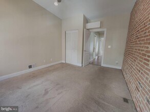 5 N Belnord Ave in Baltimore, MD - Building Photo - Building Photo