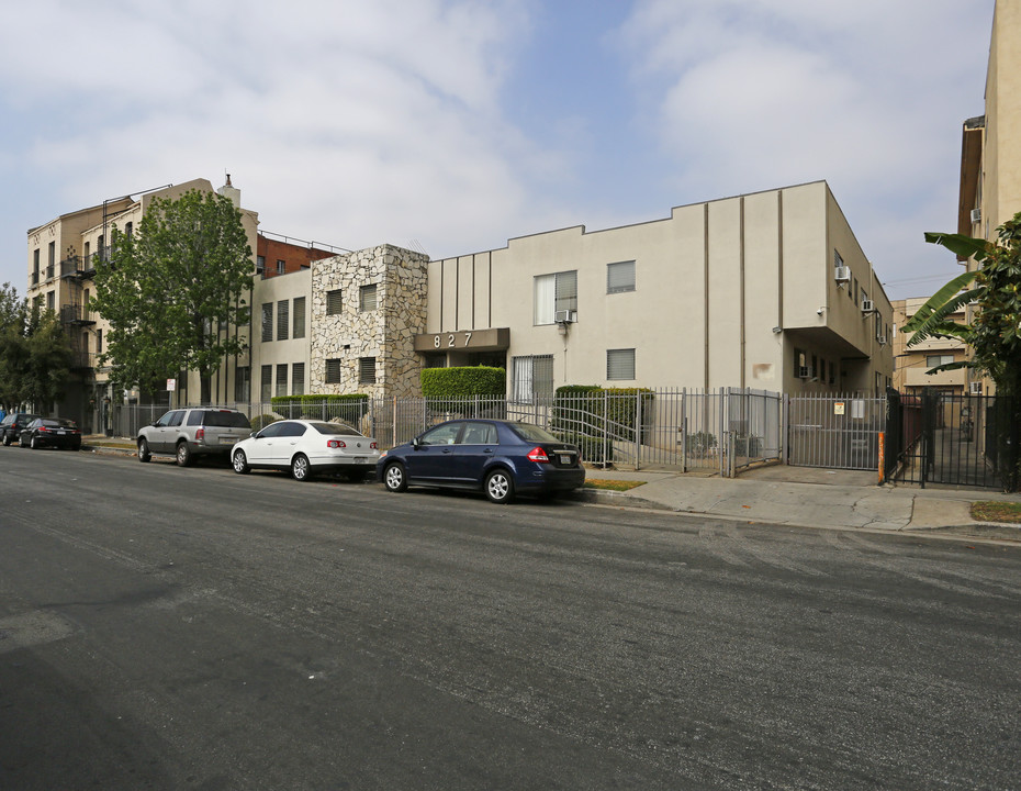 827 S St Andrews Pl in Los Angeles, CA - Building Photo