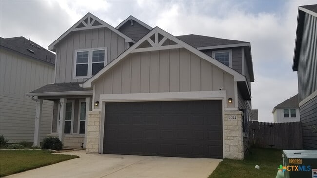 property at 4044 Sun Meadow Ln.