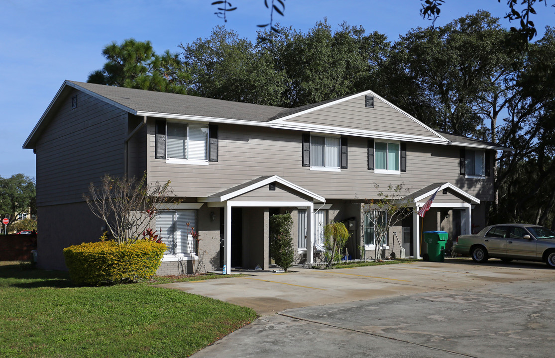 Moss Cove Town Homes in Winter Springs, FL - Foto de edificio