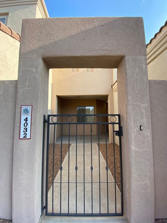 4032 Canterra Arc in Las Cruces, NM - Building Photo