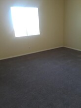 Kornblum II Apartments in Hawthorne, CA - Building Photo - Interior Photo