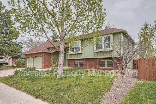 11757 W Crestline Dr in Littleton, CO - Building Photo - Building Photo