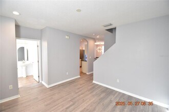 11509 Fountainhead Dr in Tampa, FL - Building Photo - Building Photo