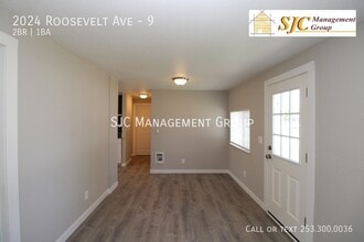 2024 Roosevelt Ave in Enumclaw, WA - Building Photo - Building Photo