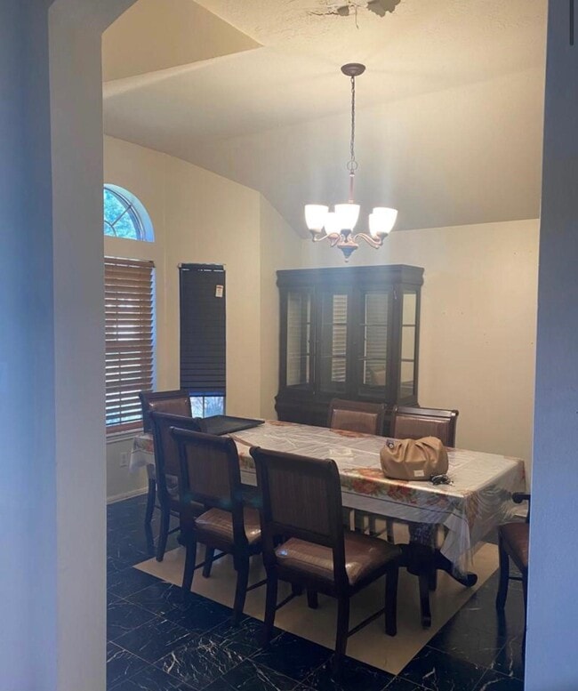 property at 10443 N Shadowdale Dr