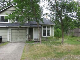 511 Malibu Dr SE in Olympia, WA - Building Photo