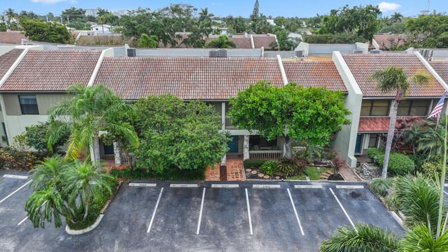 property at 6021 Bayview Dr