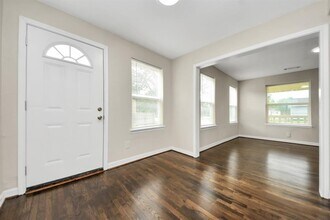 608 Thomas Ave in Pasadena, TX - Building Photo - Building Photo