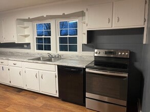 13958 Bainbridge Rd in Cerulean, KY - Building Photo - Building Photo