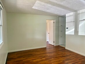 10807 Central Ave in Carmel, IN - Building Photo - Building Photo